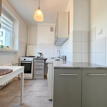 Reja Beige By Bookinghost Apartman *